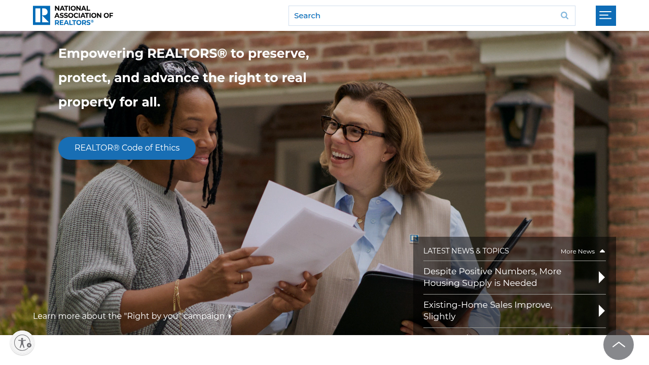 The official website of the National Association of REALTORS (NAR), offering certifications like the Luxury Homes Certification.