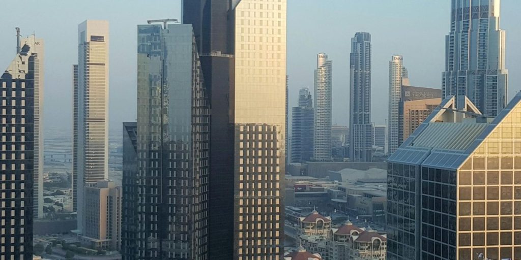 This article compares 2026 luxury real estate prices across major global cities and explains where Dubai fits into the picture for high net worth buyers. It sho...