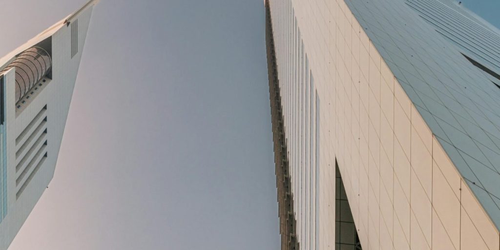 This guide explains how Dubai's governance and corporate ecosystem protect your Palm Jebel Ali investment and help you make smarter decisions. It walks through...