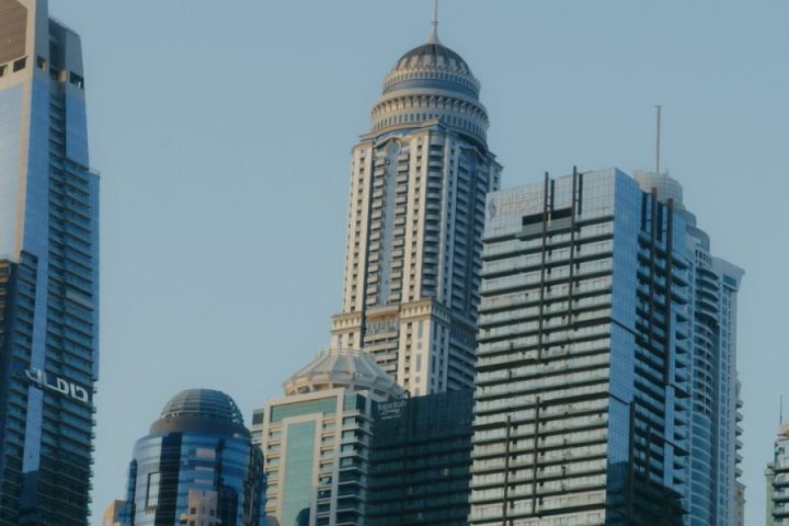 How to Choose a Real Estate Agent in Dubai for Luxury Villa Investments in 2026