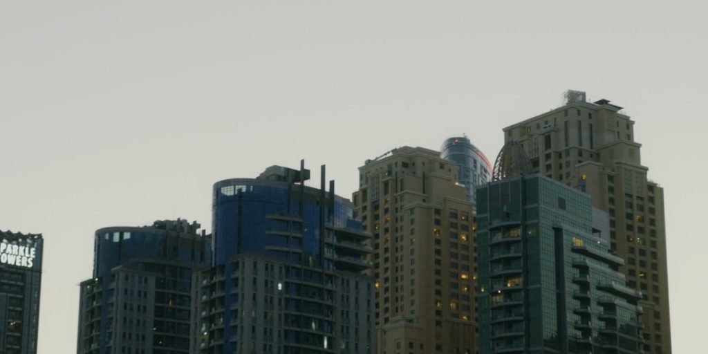 This guide explains Dubai's 2026 real estate price landscape, showing which neighbourhoods are commanding the highest per‑square‑foot values and where buyers ca...
