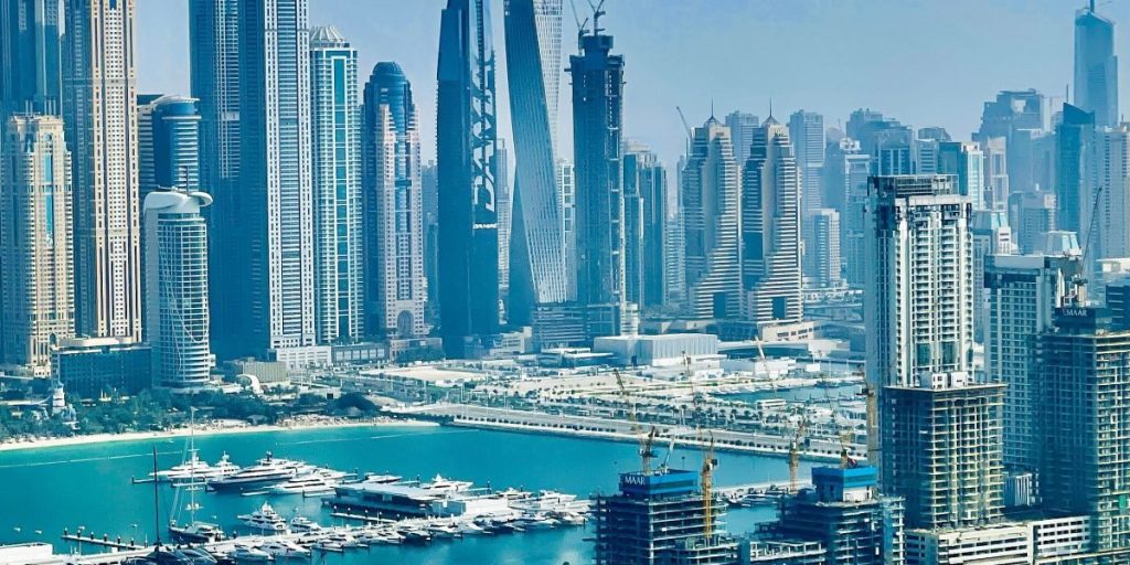 This article explains how Katch International operates as a boutique advisory for high‑net‑worth investors in Dubai's luxury real estate market, with a particul...