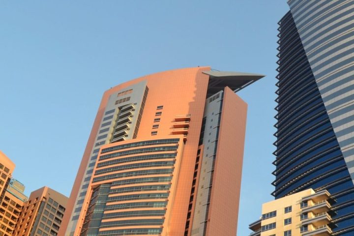 Why Top Dubai Property Dealers Are Key to Palm Jebel Ali Luxury Villas
