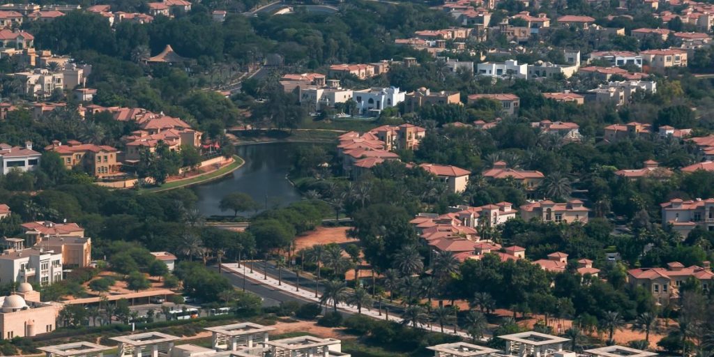 This article examines Downtown Dubai's luxury property market in 2026, showing why the area remains a top pick for high-net-worth buyers and investors. It summa...